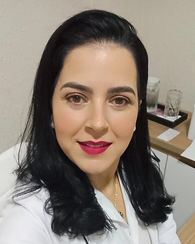 Dra. Andreza Figueredo