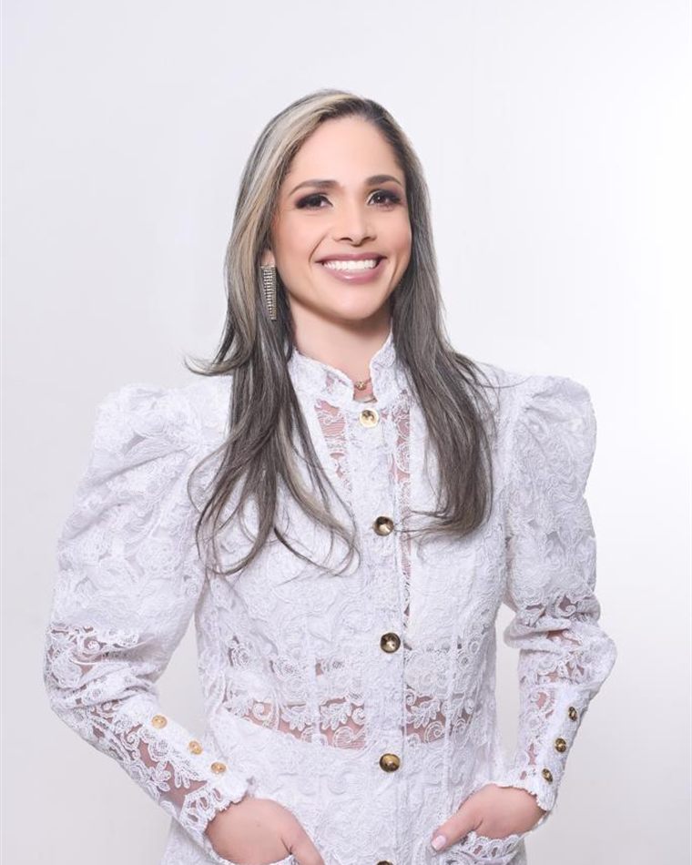 Dra. Rebeca